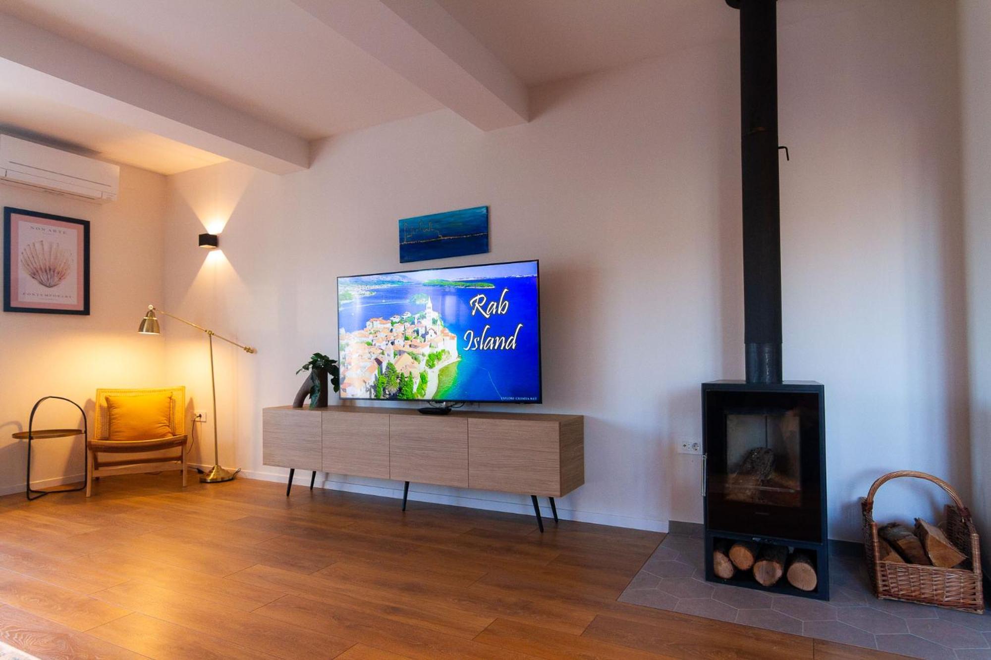 Blue Arb Apartment Rab ราบ ภายนอก รูปภาพ