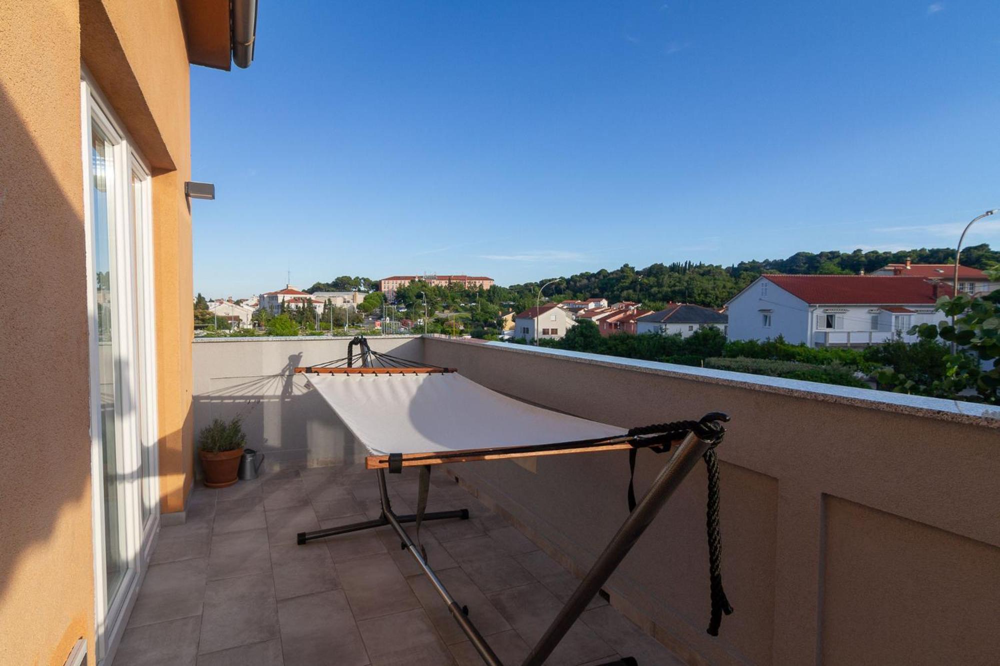 Blue Arb Apartment Rab ราบ ภายนอก รูปภาพ